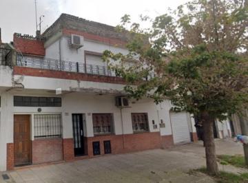 PH · 92m² · 4 Ambientes · 1 Cochera · PH en Venta - 3 Dorm. 1 Baño - Ciudadela