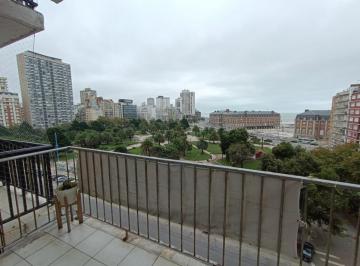Departamento · 61m² · 2 Ambientes · Venta Departamento 2 Ambientes a La Calle con Vista Al Mar y Plaza Colon + Dependencia