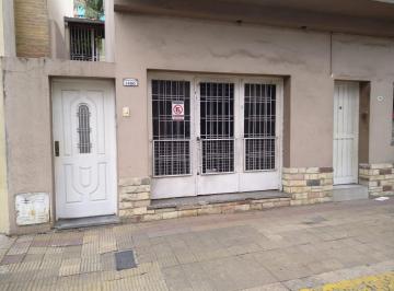 Casa · 115m² · 3 Ambientes · 1 Cochera · PH Tipo Casa en Venta – 3 Ambientes – Apto Crédito – Morón Centro