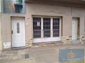 Casa · 115m² · 3 Ambientes · 1 Cochera · PH Tipo Casa en Venta – 3 Ambientes – Apto Crédito – Morón Centro
