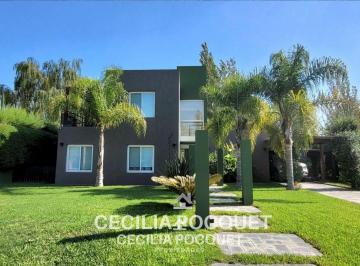 Casa · 181m² · 5 Ambientes · 2 Cocheras · Casa en Venta El Centauro Canning Apto Credito