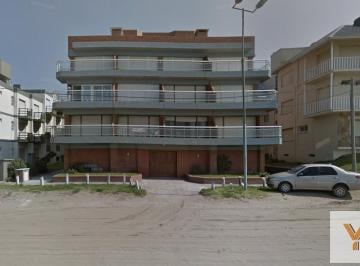 Departamento · 170m² · 8 Ambientes · 1 Cochera · Departamento en Venta - 6 Dorm. 4 Baños - Pinamar