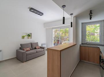 Departamento · 50m² · 3 Ambientes · Venta - Departamento 3 Ambientes - Reciclado y Amoblado - Zona Aldrey
