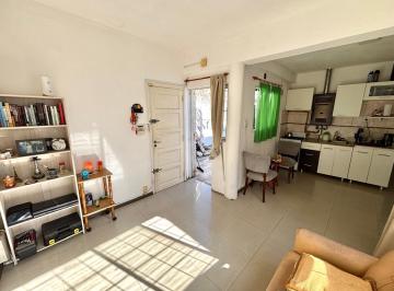 PH · 54m² · 5 Ambientes · Venta - Pasillo de 2 Dorm + Comodín y Patio
