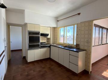 Departamento · 140m² · 5 Ambientes · 1 Cochera · Departamento en Macrocentro