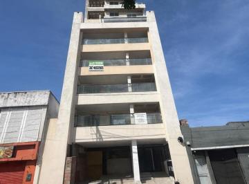 Departamento · 70m² · 3 Ambientes · 1 Cochera · Departamento en Venta Islas Malvinas Al 200 2dorm C/cochera