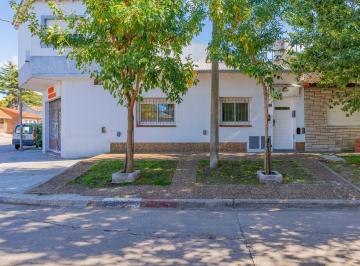 PH · 74m² · 3 Ambientes · 1 Cochera · PH 3 Amb con Garage y Patio