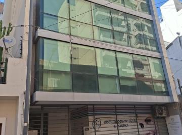Oficina comercial · 40m² · 3 Ambientes · Oficina en Nueva Cordoba – 40 m² | Recepción | Privada | Baño - a Dos Cuadras de Patio Olmos