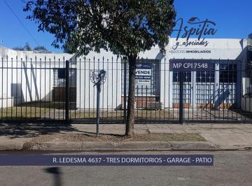 Casa de 5 ambientes, Córdoba · Venta - Casa 3 Dorm. con Patio y Cochera en B° Poeta Lugones