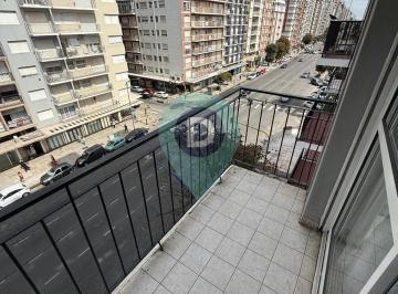 Departamento · 58m² · 3 Ambientes · Venta - 3 Amb con Dep. a La Calle - Plaza Colon