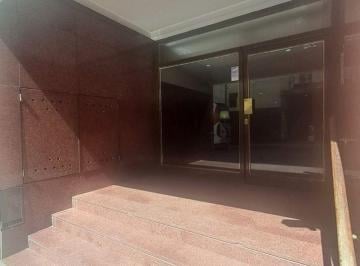 Departamento de 3 ambientes, Recoleta · 3 Ambientes - Contrafrente - Muy Luminoso - 58 m² - Edificio Antiguo de Categoría