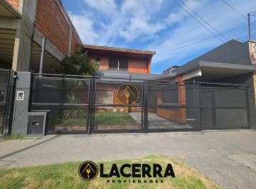 Casa · 185m² · 5 Ambientes · 2 Cocheras · Casa en Villa Ballester