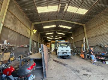 Bodega-Galpón · 320m² · Galpón - 320 m² Cubiertos - Lote 1200 m² - Berazategui