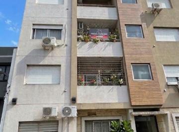 Departamento · 62m² · 3 Ambientes · Departamento en Venta en Lomas de Zamora, G. B. a. Zona Sur, Argentina
