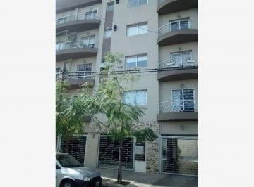 Departamento de 2 ambientes, Morón · Excelente Departamento de 2 Ambientes con Cochera Cubierta