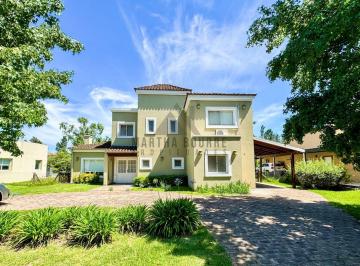 Casa · 204m² · 5 Ambientes · 1 Cochera · Casa en Venta en Springdale, Pilar, G. B. a. Zona Norte