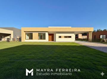Casa · 206m² · 4 Ambientes · 2 Cocheras · Casa en Venta 4 Ambientes en Fincas del Alba, Canning.