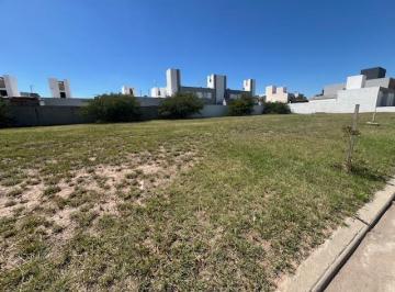 Terreno · 450m² · Terreno en Colinas de Manantiales 450 Mtrs Apto Duplex