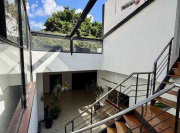 FUG-RSF-1147_2 · Casa en Venta de 3 Dorm. con Cocheras Rosario
