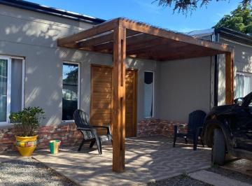 Foto · Casa en Venta con Quincho Cerrado