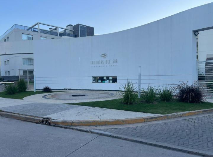Departamento · 135m² · 5 Ambientes · 1 Cochera