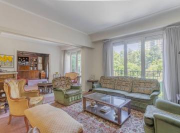 Departamento · 208m² · 6 Ambientes · 1 Cochera · Montevideo y Vicente Lopez