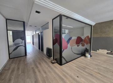 Oficina comercial · 215m² · 1 Ambiente · Alquiler Oficinas Piso Completo Rosario Barrio Lourdes Rosario Bajos Gastos Mendoza 2500