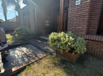 Casa · 650m² · 8 Ambientes · 4 Cocheras · Venta de Casa Premiun en Cerro de Las Rosas