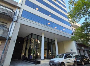 Oficina comercial de 4 ambientes, Núñez · Oficina de 90 m² a 138 m² y 1 Cochera. Seguridad 24hs