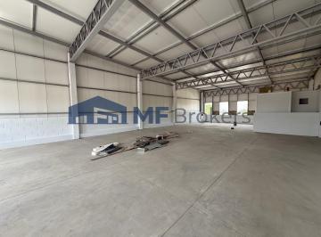 Bodega-Galpón · 420m² · Local/galpón Industrial/comercial en Alquiler