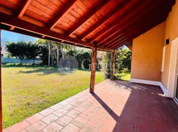 Casa · 176m² · 6 Ambientes · 1 Cochera · Casa en Venta en Bermudas, Pilar, Zona Norte