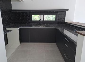 Casa · 100m² · 4 Ambientes · 1 Cochera · Casa en Venta 4 Ambientes en Country Banco Provincia a Estrenar