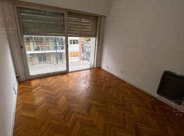 Departamento · 40m² · 2 Ambientes · Alquiler - Departamento - Dos Ambientes - Balcon - Villa Urquiza - Al Frente