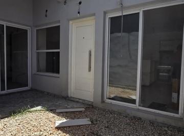 PH · 60m² · 3 Ambientes · PH de 3 Ambientes con Jardin, Galeria y Terraza en Venta. Florida Oeste