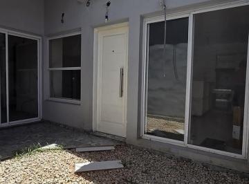 PH · 60m² · 3 Ambientes · PH de 3 Ambientes con Jardin, Galeria y Terraza en Venta. Florida Oeste