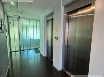 Oficina comercial · 75m² · 4 Ambientes · Oficina en Centro