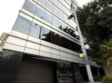 Oficina comercial · 186m² · 4 Ambientes · 1 Cochera · Espectacular Oficina de Planta Libre con Seguridad y Cochera
