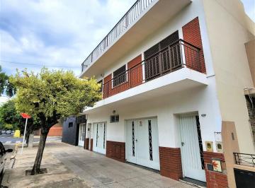 Casa · 150m² · Venta Dúplex en Block Ideal Para Dos Familias en Villa Lugano