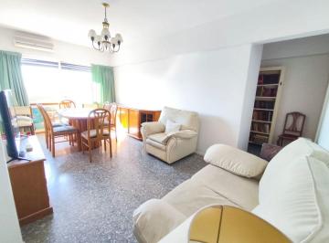 Departamento de 4 ambientes, Caballito · Muy Buen 4amb Luminoso, en Piso Alto en Gran Ubicación