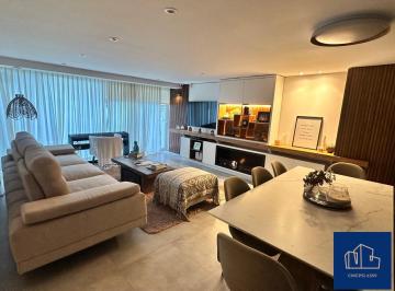 Casa · 200m² · 3 Dormitorios · 2 Cocheras · Casa en Venta en Acassuso