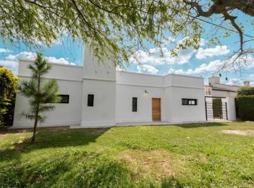 Casa de 3 ambientes Venta USD 120.000 · Particular Vende Casa a Estrenar en Las Paltas - Colastine Norte
