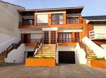 Departamento · 390m² · 3 Ambientes · 8 Cocheras · Vende 4 Duplex en Block con Cocheras y Jardin con Parrilla Mar del Plata