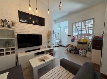 PH · 62m² · 3 Ambientes · Venta Pasillo 2 Dorm. Patio con Parrillero en Lourdes