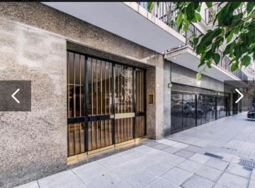 Departamento de 4 ambientes, Recoleta · Edificio de Categoría!,3 Dorm., Toilette, Dependencia, Vig.24hrs.