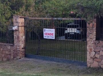Casa de 5 ambientes, La Granja · 120 Mil Usd por Este Espectacular Predio de 9 Lotes con Casa Quinta y Pileta, Una Inversión Asegurada