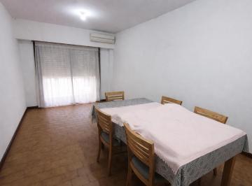 Departamento · 65m² · 3 Ambientes · Departamento 3 Ambientes con Balcón en Venta - Morón