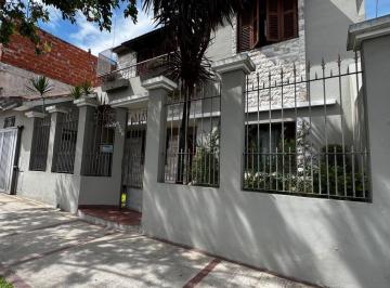 Casa de 4 ambientes, Lanús · Casa 4 Amb con Cochera - Lote 12x12