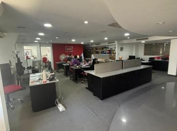 Oficina comercial · 852m² · Oportunidad! Espectacular Oficina de 800 m² en Florida y Av Corrientes! Impecable!