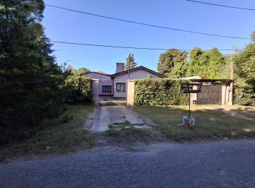 Casa · 120m² · 6 Ambientes · 1 Cochera · Casa - Villa Elisa