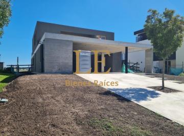 Casa · 436m² · 6 Ambientes · 5 Cocheras · Venta Casa en Puertos del Lago - Barrio Costas